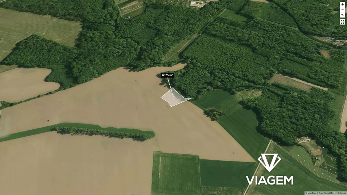 Prodej podílu 3/20 pole 956 m²